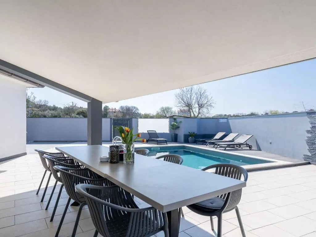 50 Shades Of Grey Villa Pula 0*,