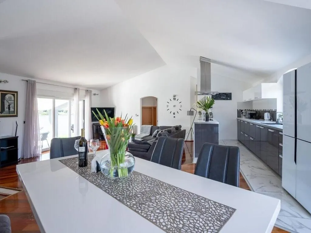 50 Shades Of Grey Villa Pula